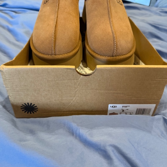Ugg Tazz II Slippers - Picture 2 of 7